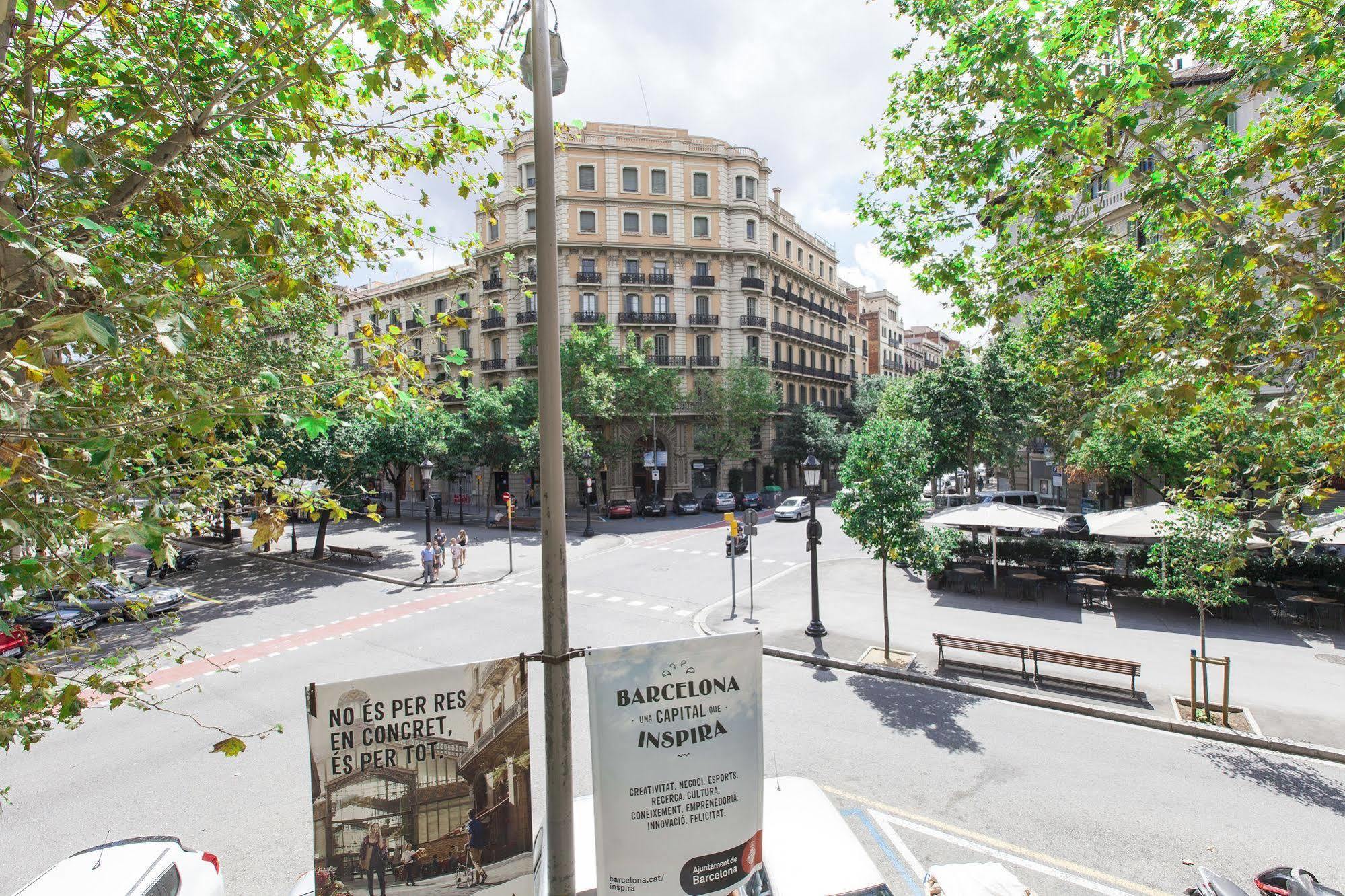 Aspasios Rambla Catalunya Suites Barcelona Exterior foto